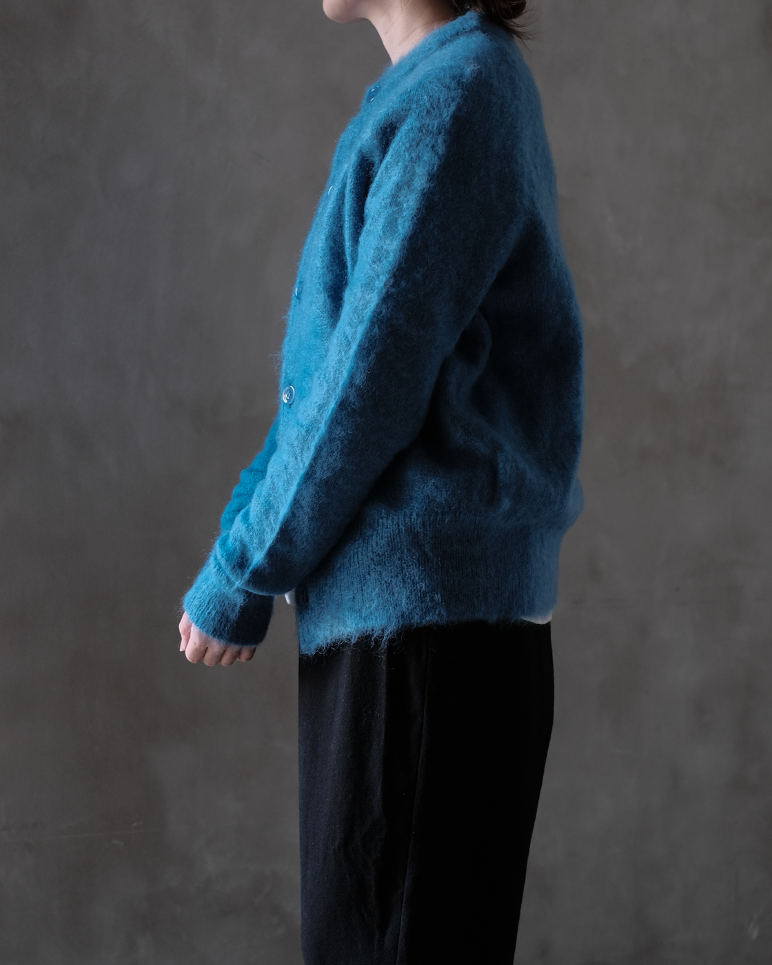 MOHAIR CREW NECK CARDIGAN col.Blue | PEOPLE | ピープル