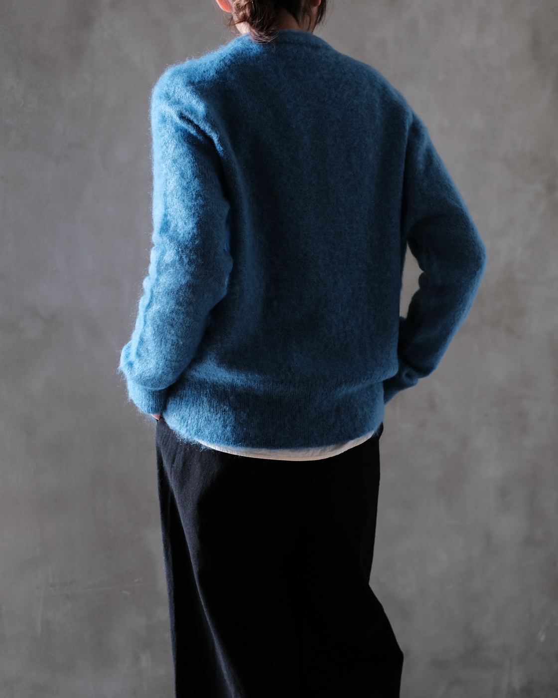 MOHAIR CREW NECK CARDIGAN col.Blue | PEOPLE | ピープル