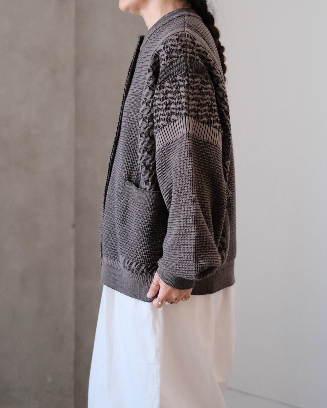 Tasogare Cardigan col.Charcoal | PEOPLE | ピープル