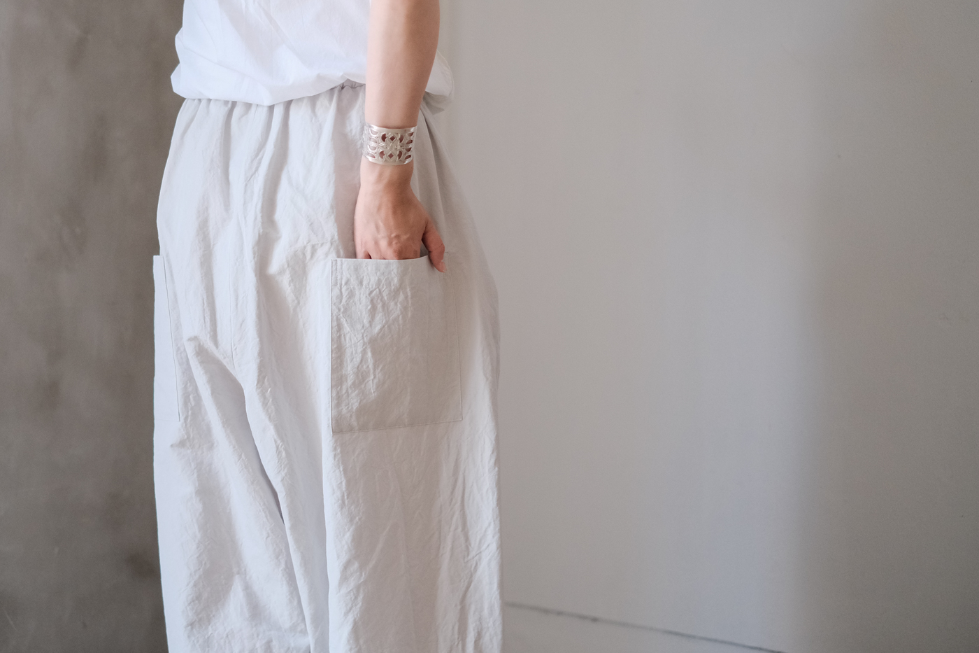 SACUCA- pocket wide pants – | PEOPLE | ピープル