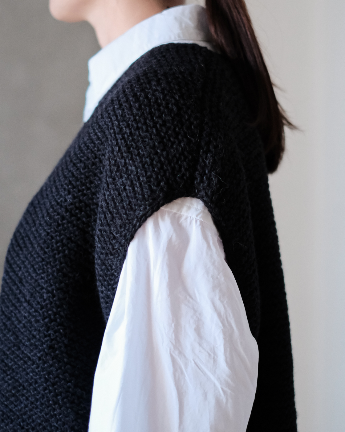 アルパカウール ハンドニット ベスト col.Black | PEOPLE | ピープル